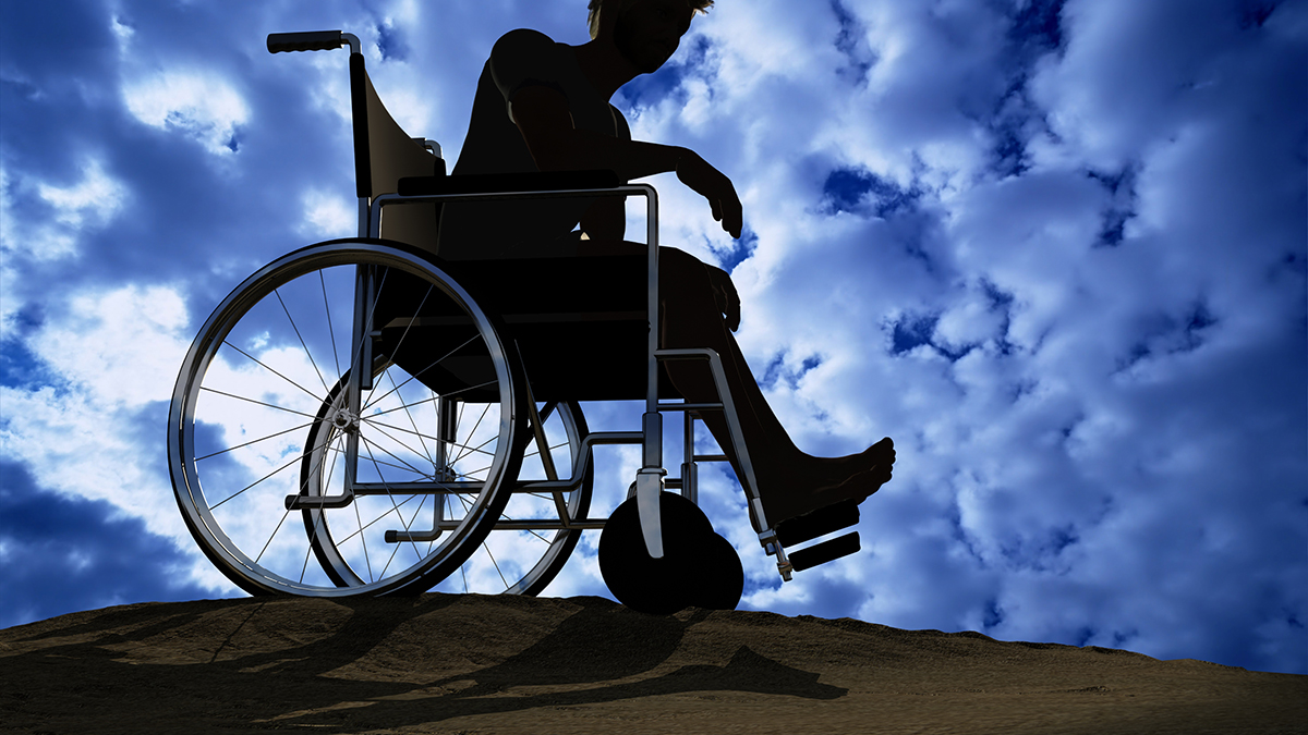 Муромский инвалид-колясочник «уволил» районного чиновника, который игнорировал просьбы граждан отремонтировать дорогу