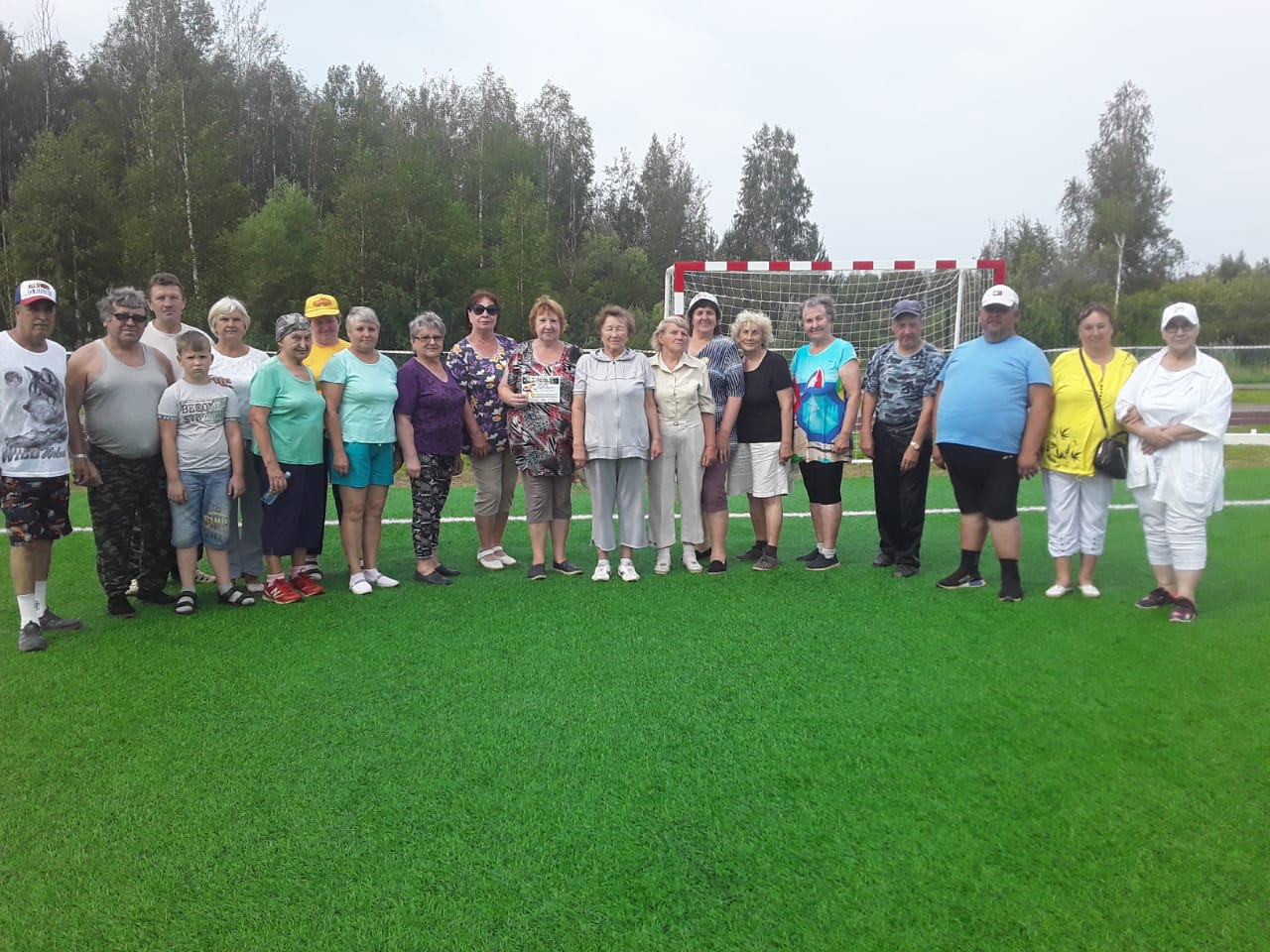 6 Августа члены Меленковской районной организации ВООО ВОИ приняла участие в празднике дня физкультурника.